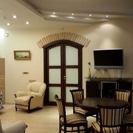 Asmenos Apartamentai فيلنيوس المظهر الخارجي الصورة