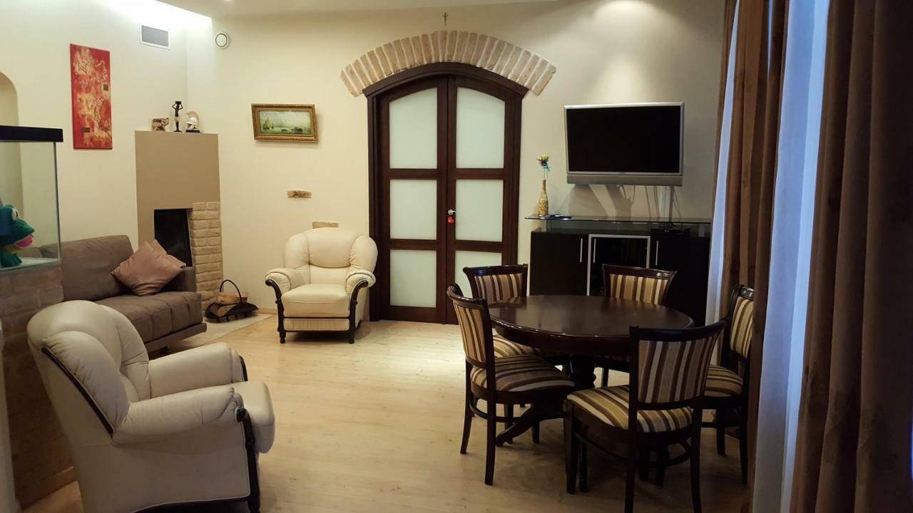Asmenos Apartamentai فيلنيوس المظهر الخارجي الصورة