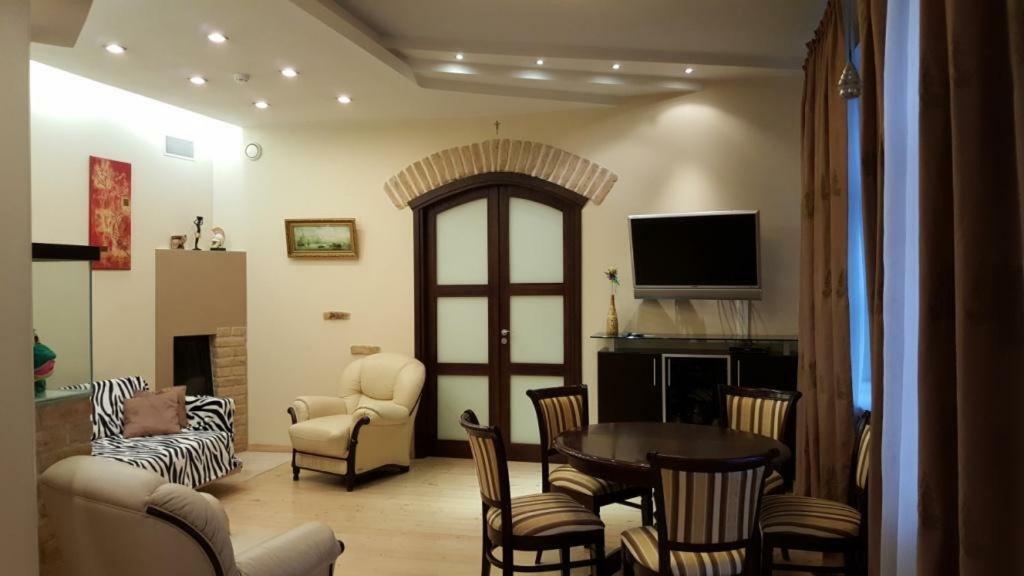 Asmenos Apartamentai فيلنيوس المظهر الخارجي الصورة